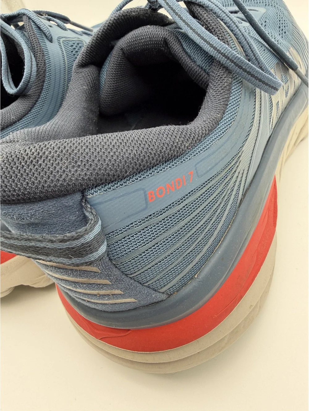 Hoka Bondi 7 Men's Running Shoes Size 13 Blue with Red Accents